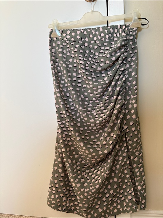 Dresses & Skirts - Women's Green and Pink Printed Midi Skirt